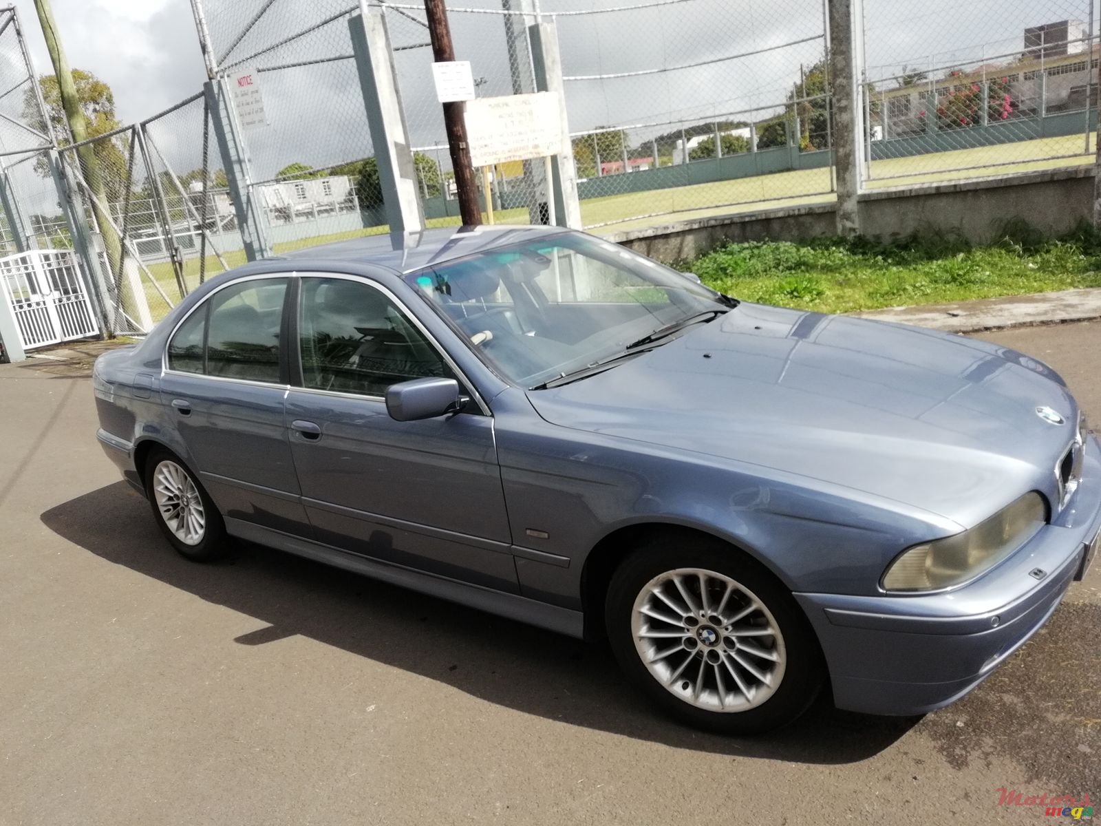 2002' BMW 530 photo #2