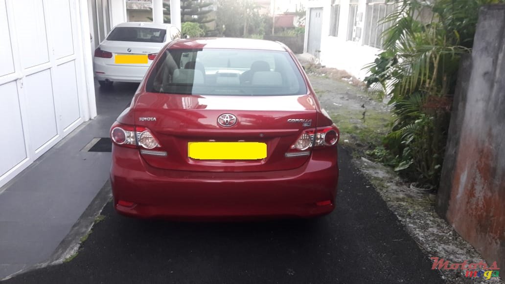 2012' Toyota Corolla GLI photo #2