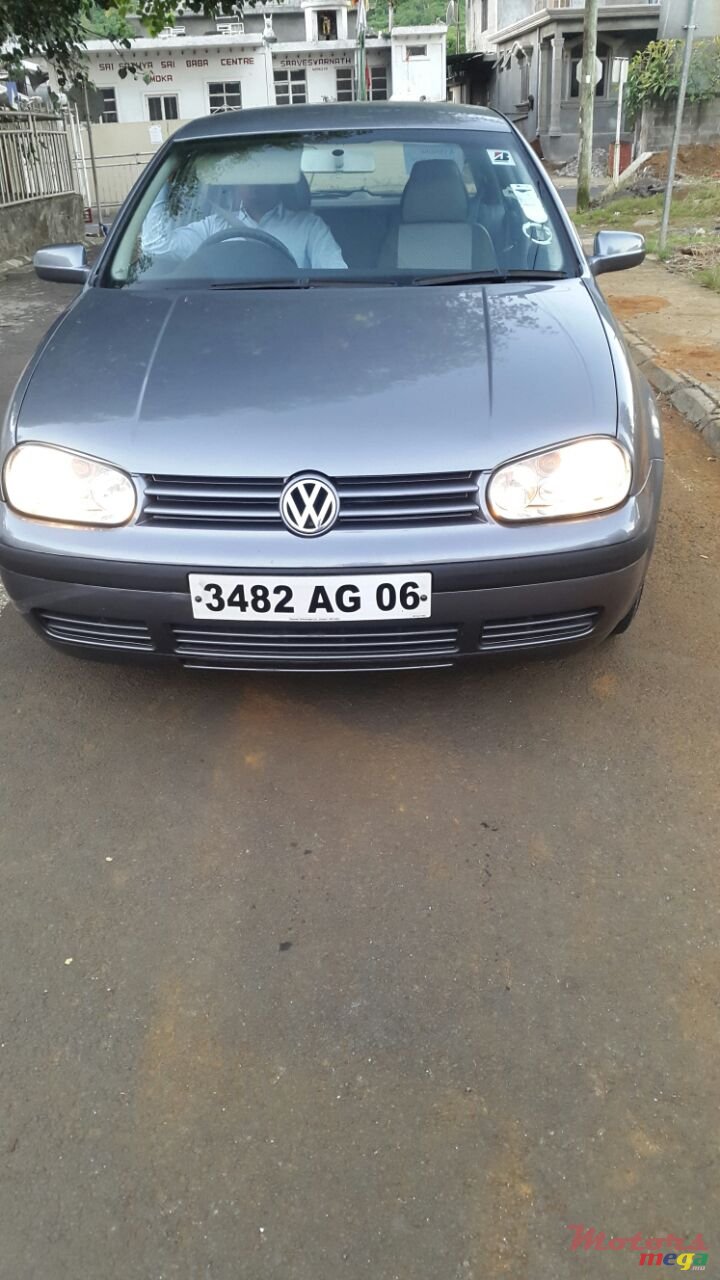 2006' Volkswagen Golf IV photo #1