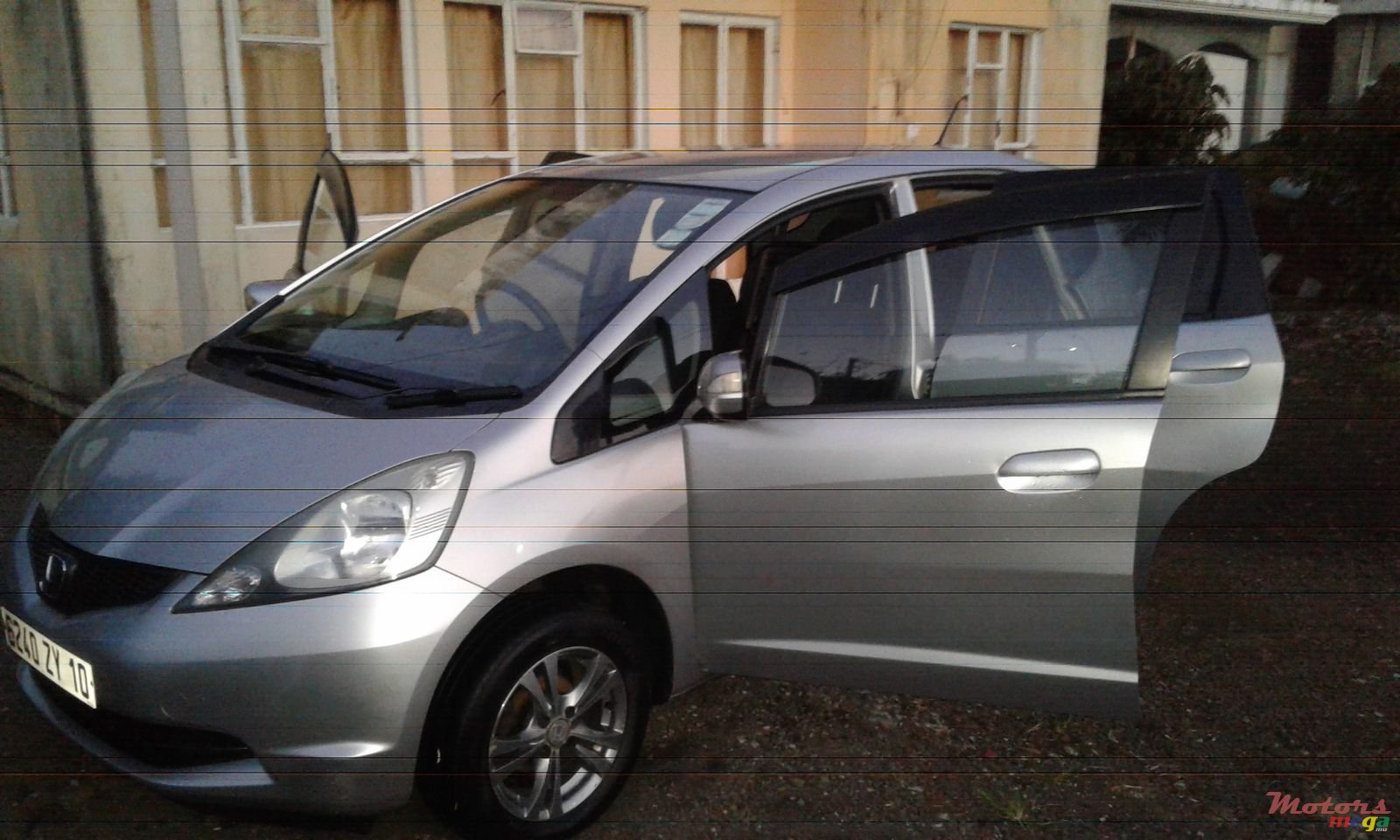 2010' Honda Fit photo #6