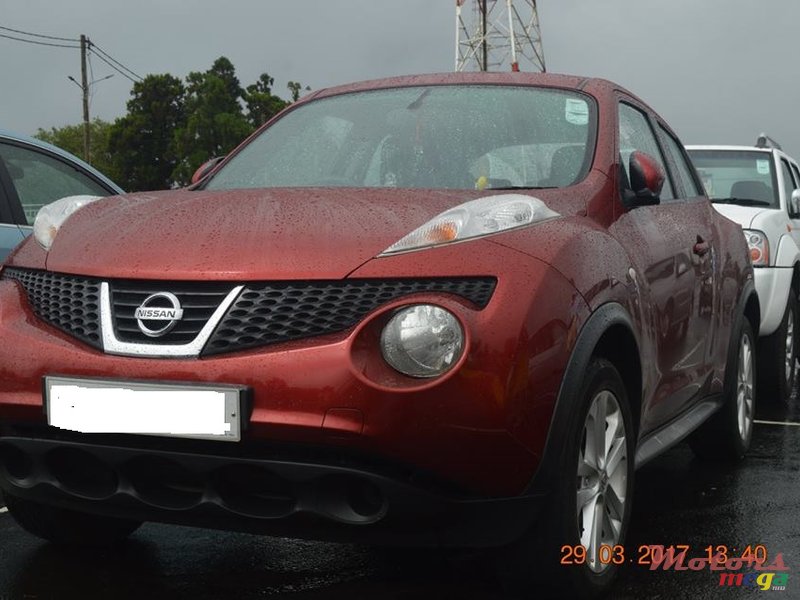 2011' Nissan Juke photo #1