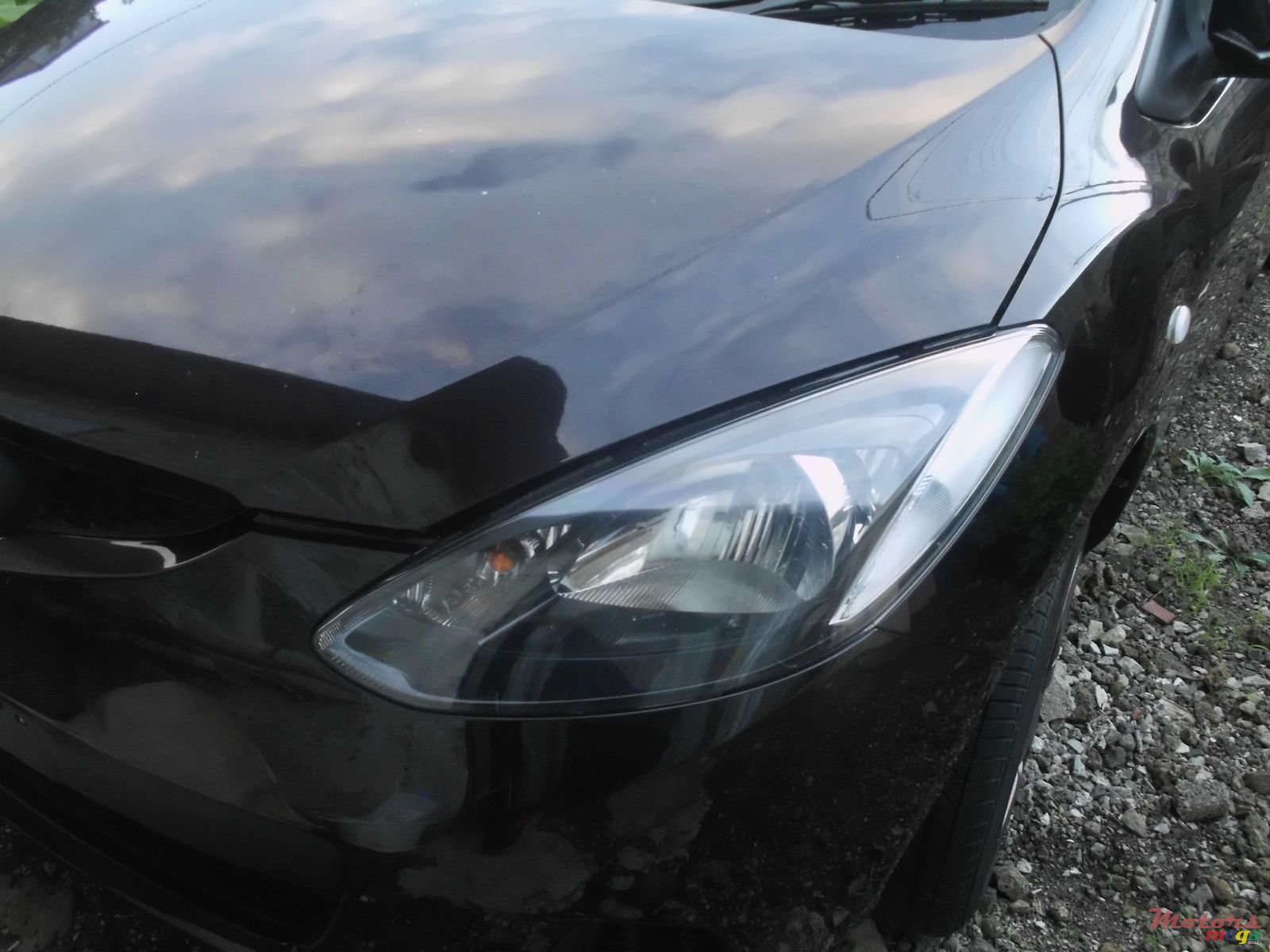 2011' Mazda Demio photo #5