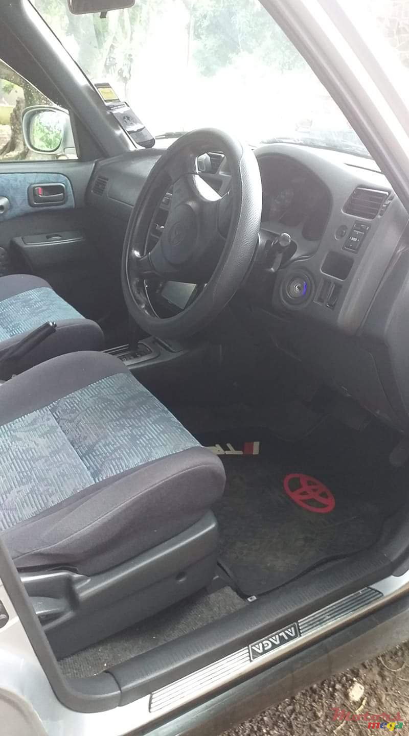 1998' Toyota RAV4 photo #4