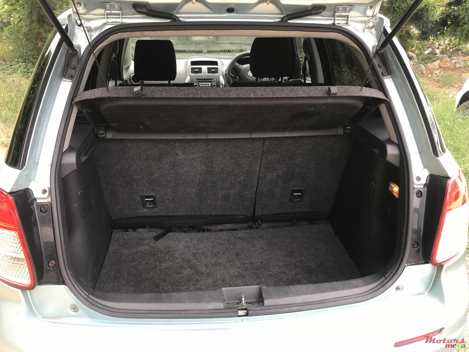 2008' Suzuki SX4 Hatchback photo #5