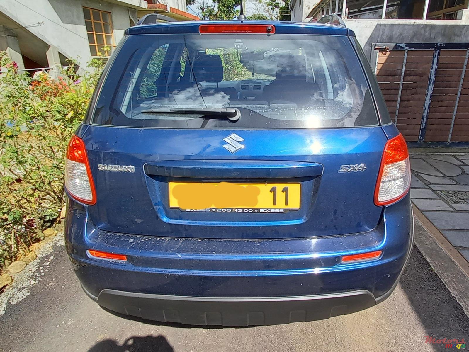 2011' Suzuki SX4 AUTOMATIC photo #3