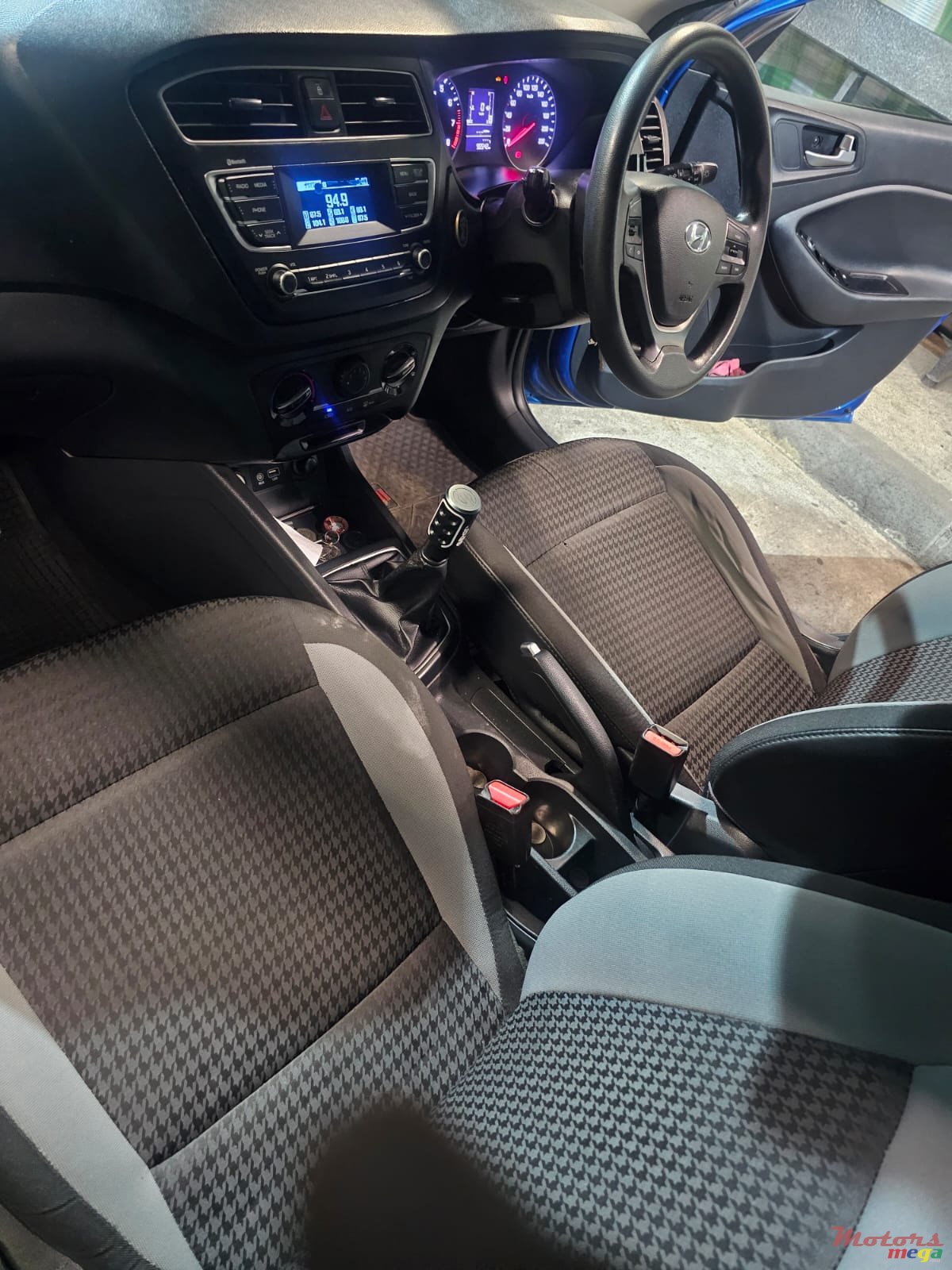 2020' Hyundai i20 photo #4