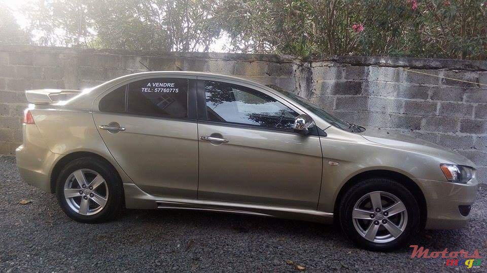 2008' Mitsubishi Lancer Evolution photo #1