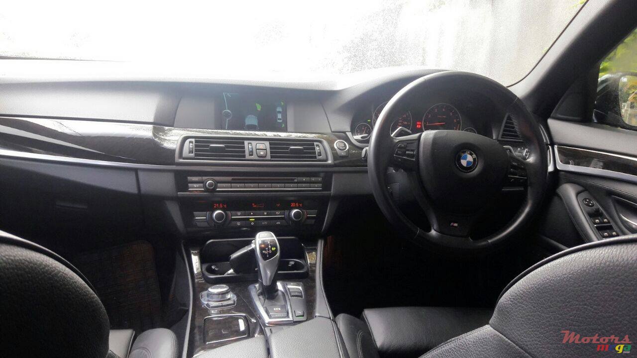 2012' BMW 520 photo #6