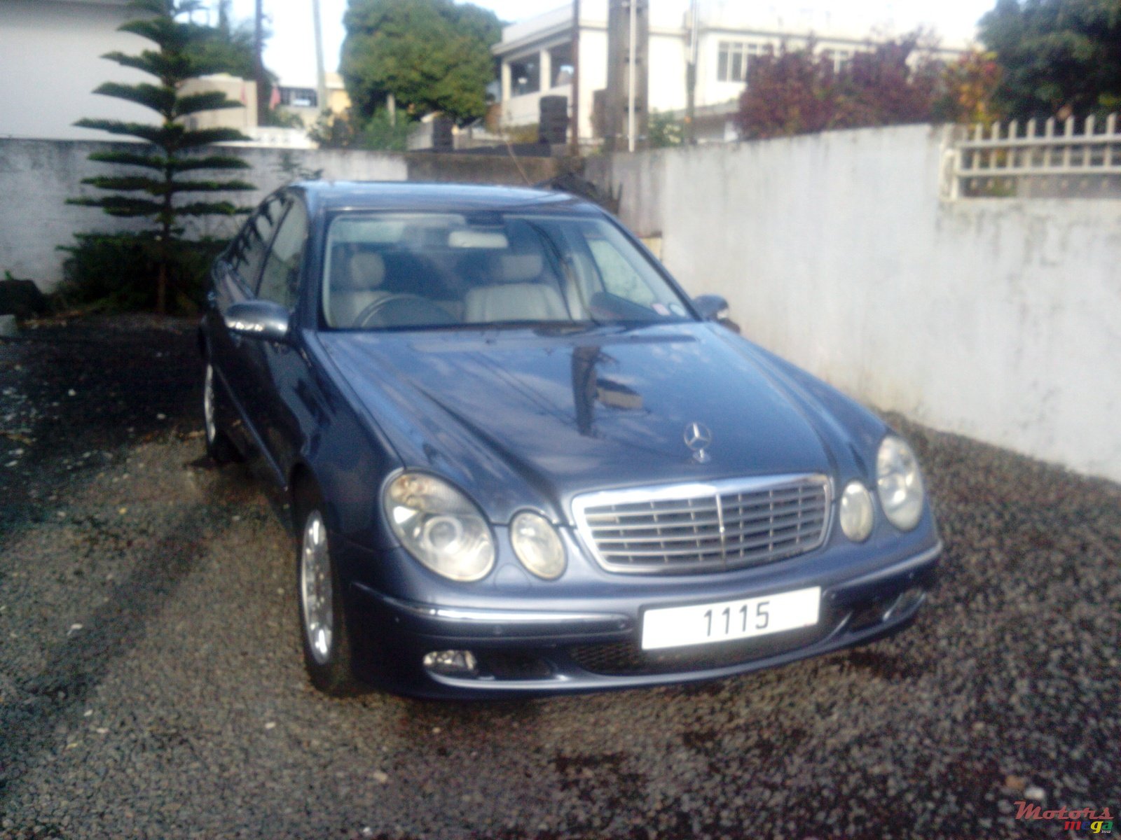 2006' Mercedes-Benz E-Class photo #1