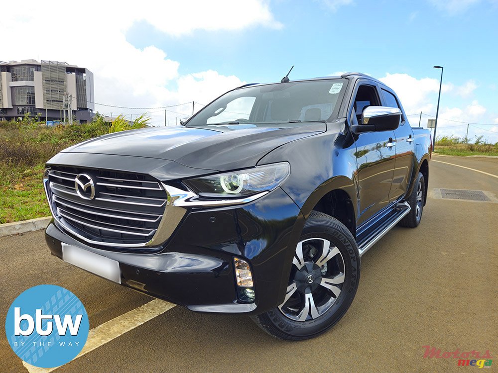 2023' Mazda BT-50 SIGNATURE photo #2