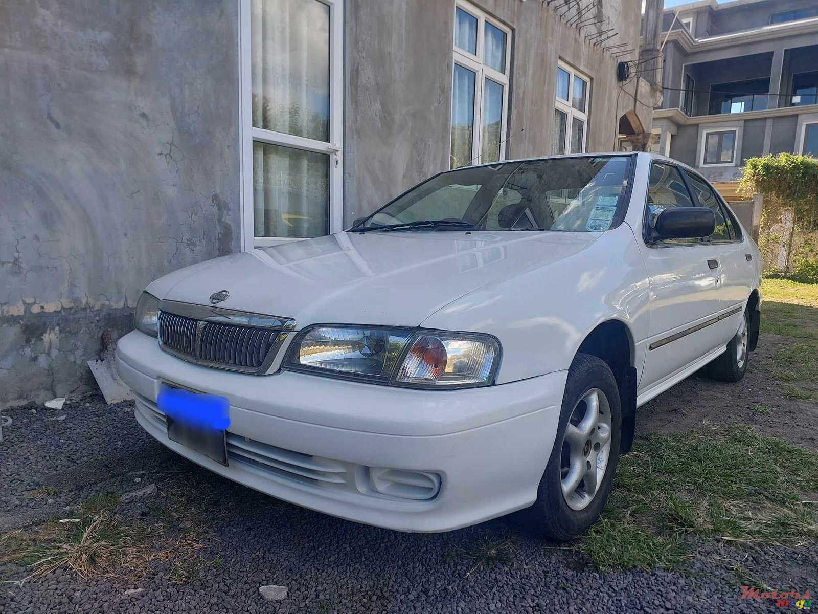 1999' Nissan Sunny B14 photo #1