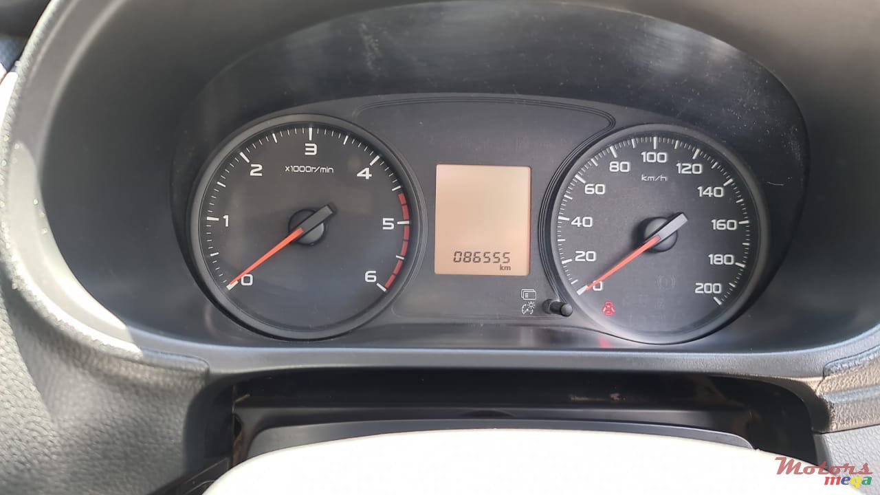 2017' Mitsubishi L 200 photo #3