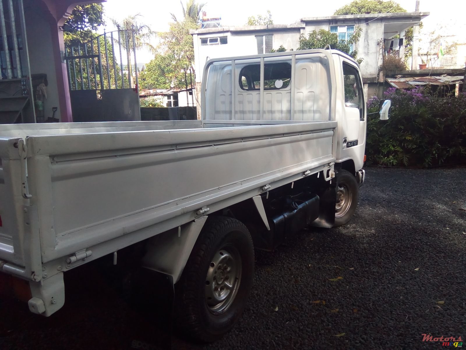 1994' Atlas photo #2