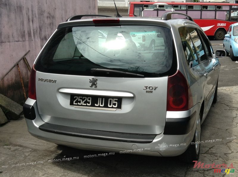 2005' Peugeot 307 break photo #3
