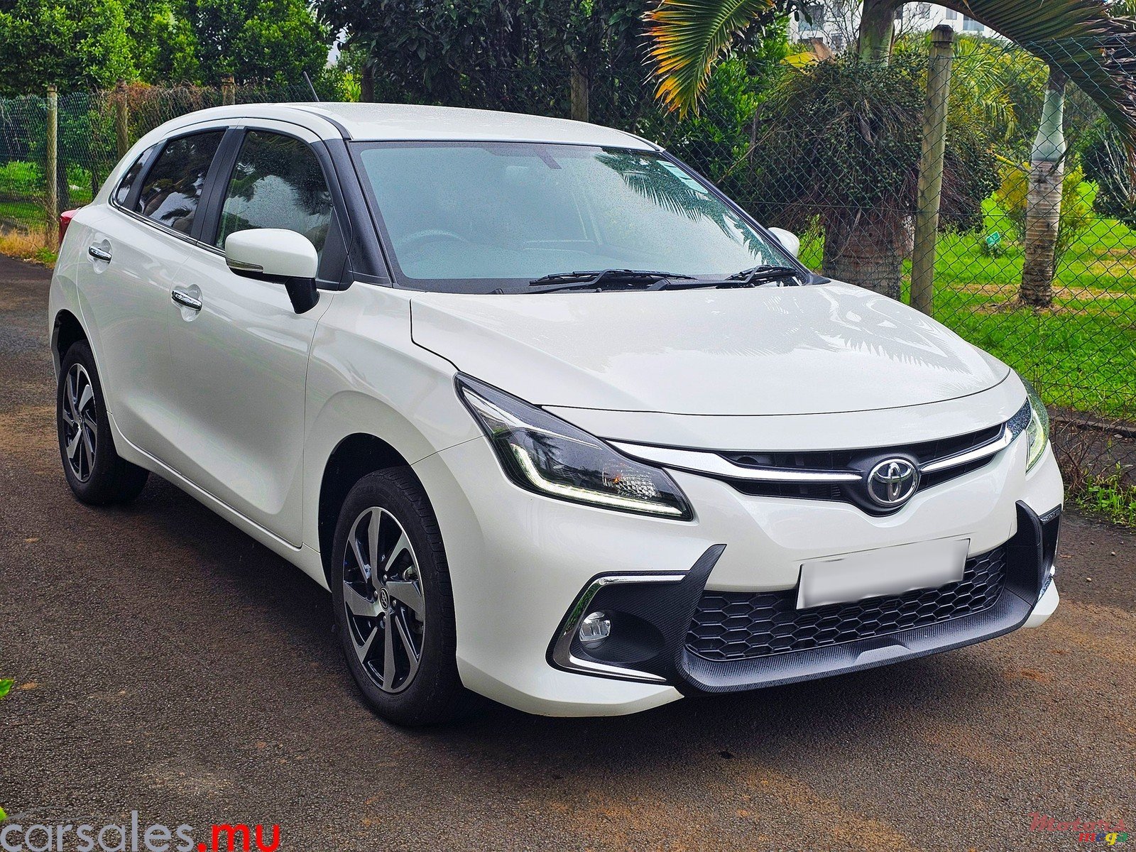 2023' Toyota Starlet 1.5 photo #2