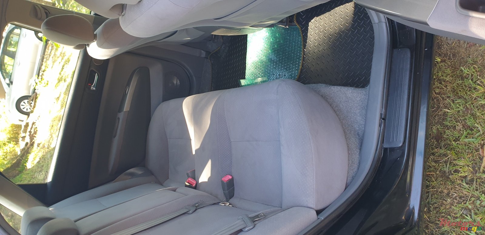 2009' Toyota Prius photo #7