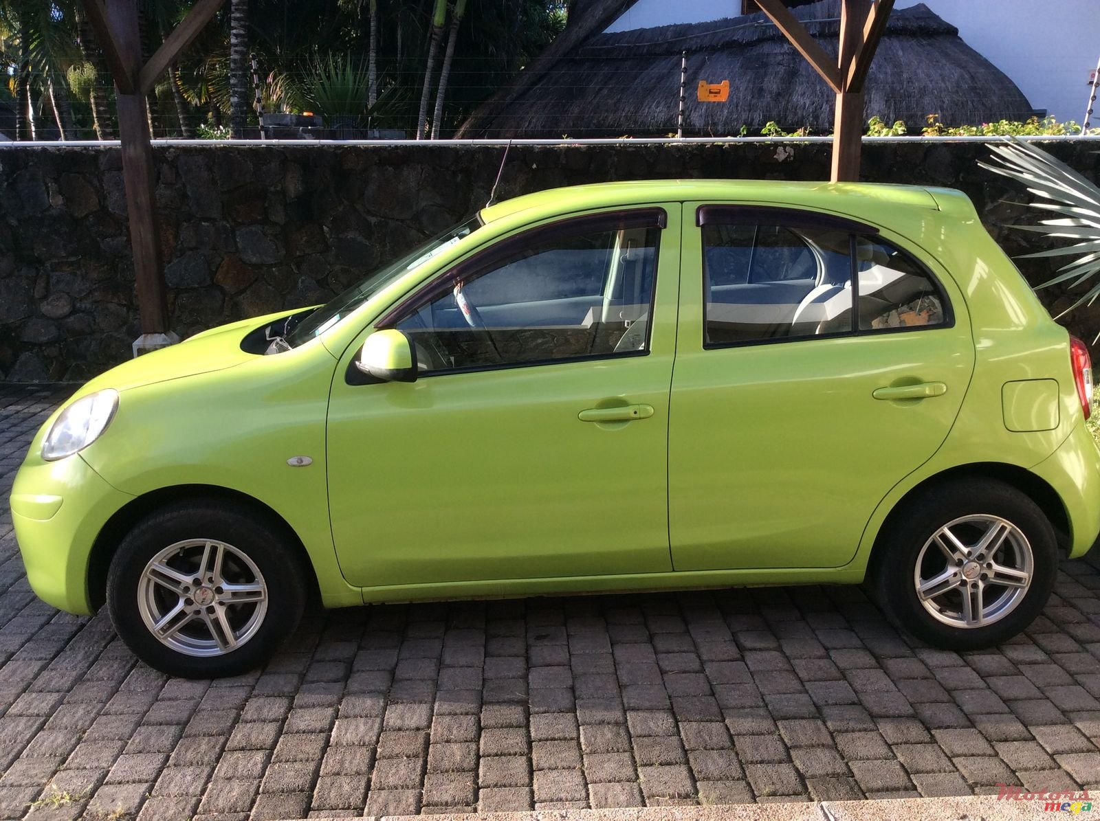 2012' Nissan March photo #3