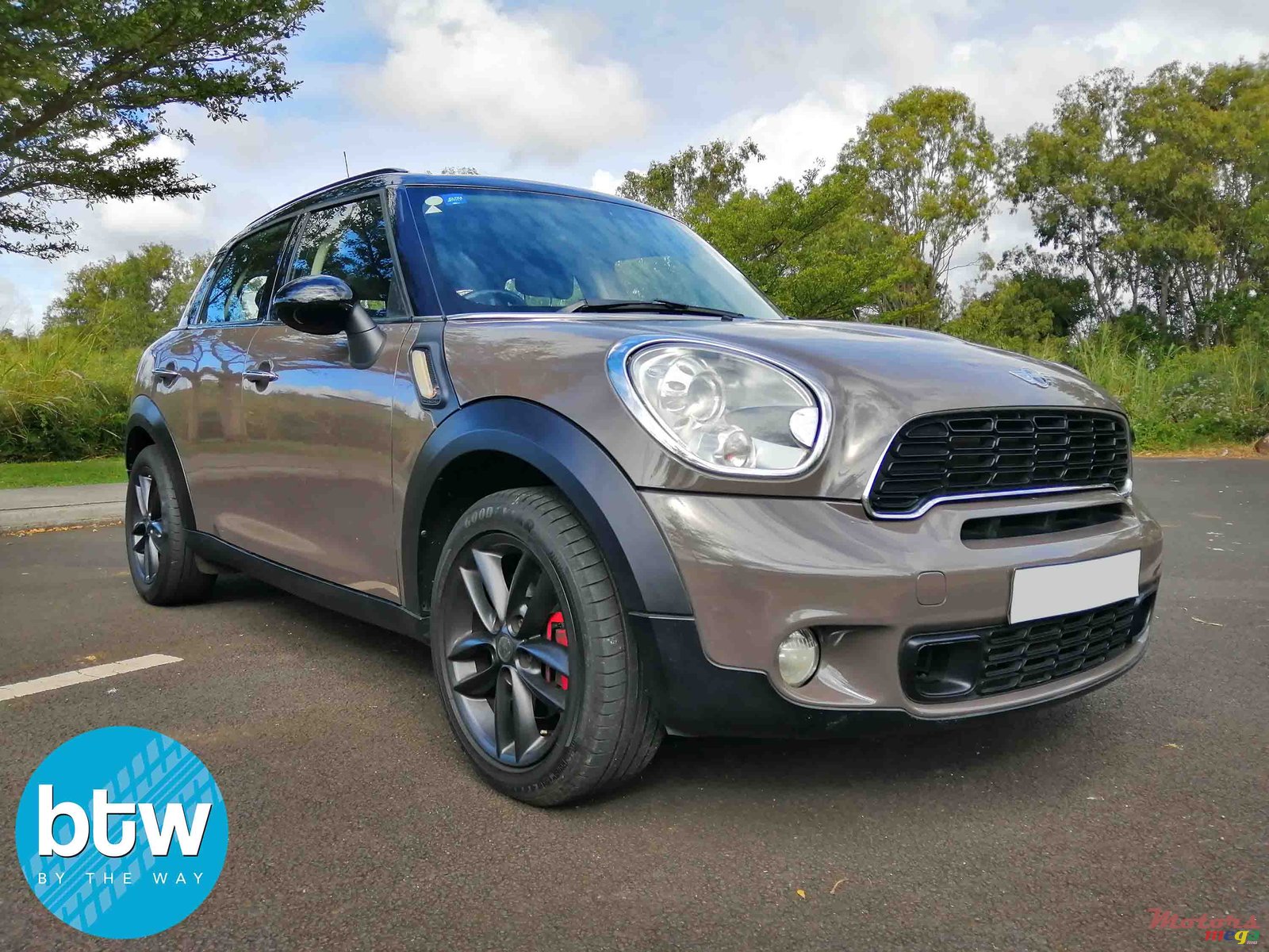 2013' MINI Cooper Countryman photo #1