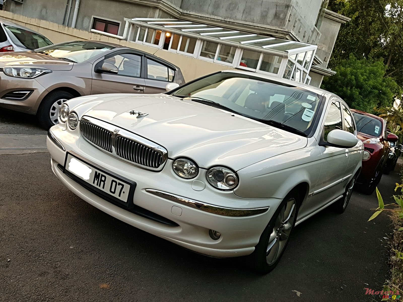2007' Jaguar X-Type Automatic photo #2