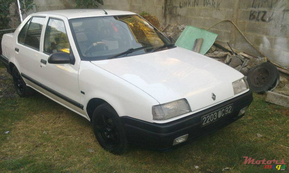 1992' Renault 19 chammade photo #1