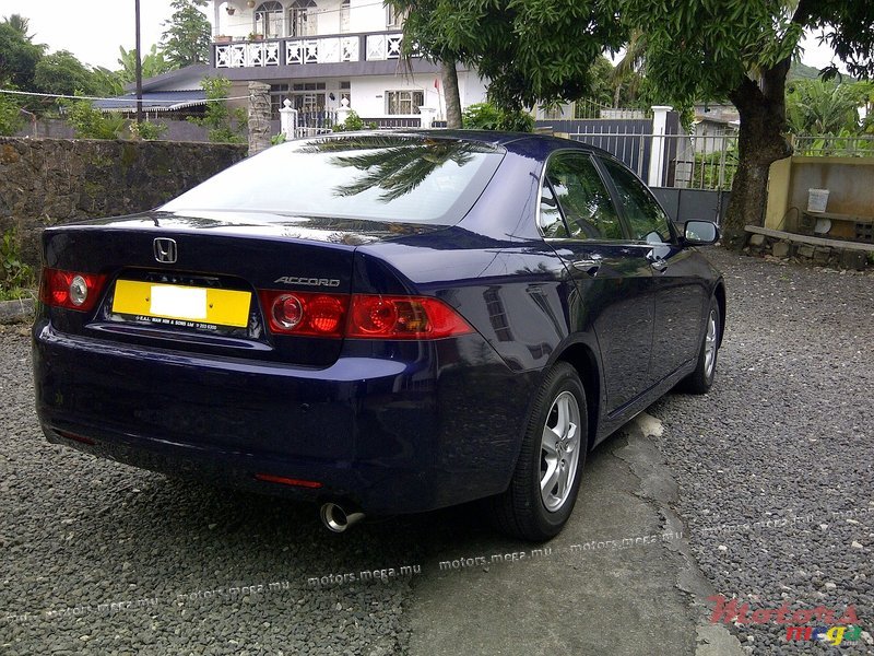 2005' Honda Accord photo #1