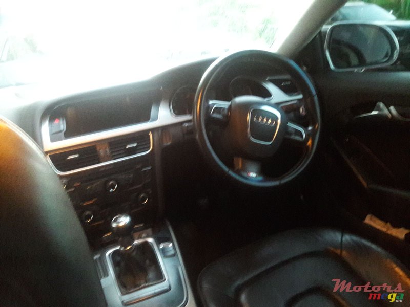 2010' Audi A5 S Line photo #4