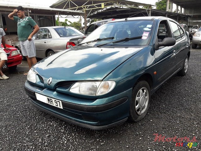 1997' Renault Megane photo #3
