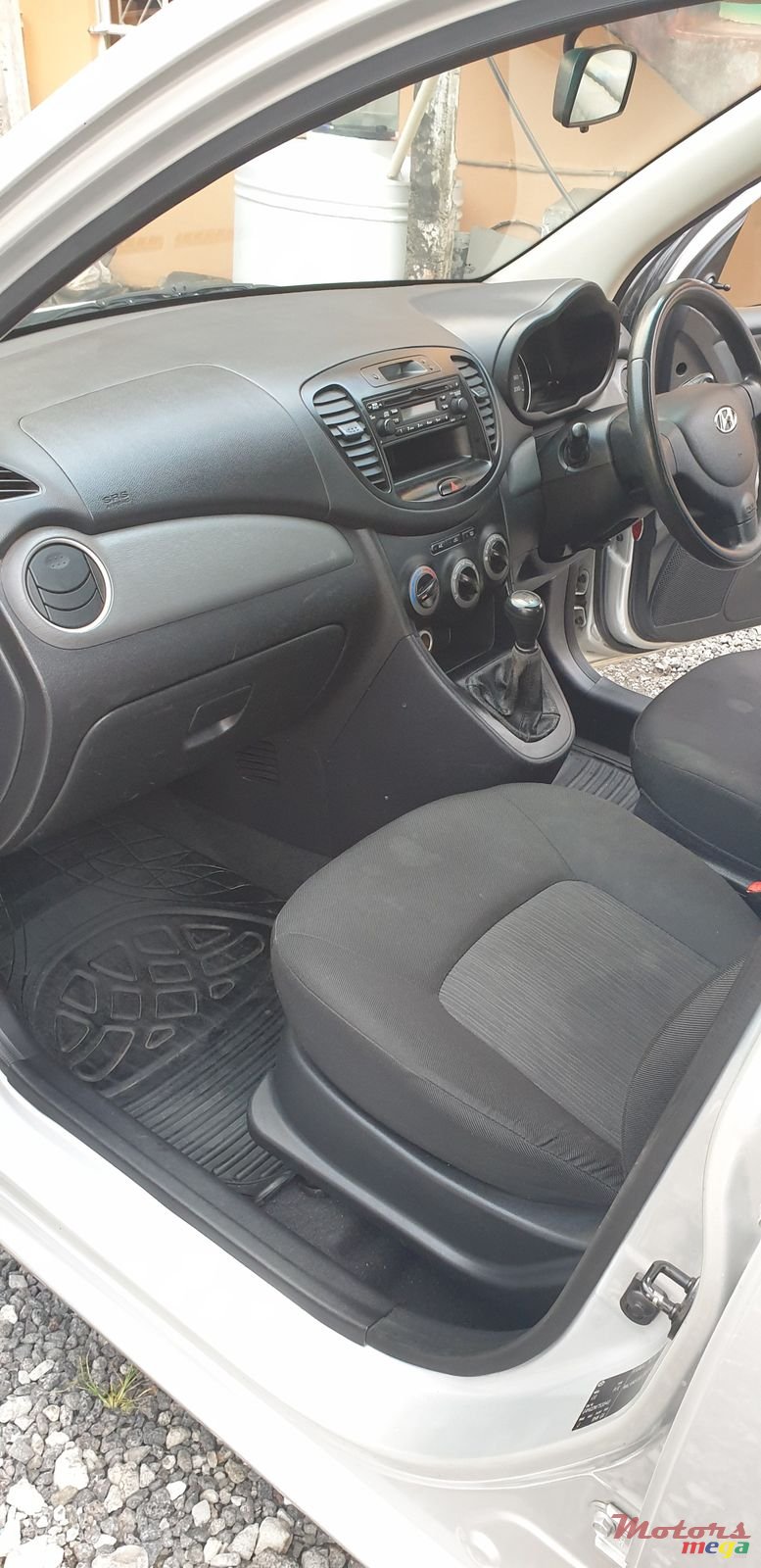 2014' Hyundai i10 photo #7