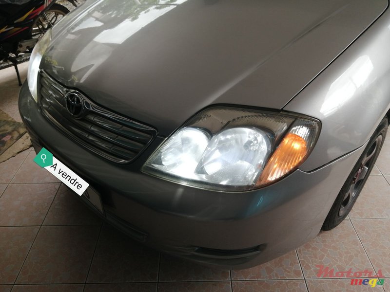 2003' Toyota Corolla photo #5