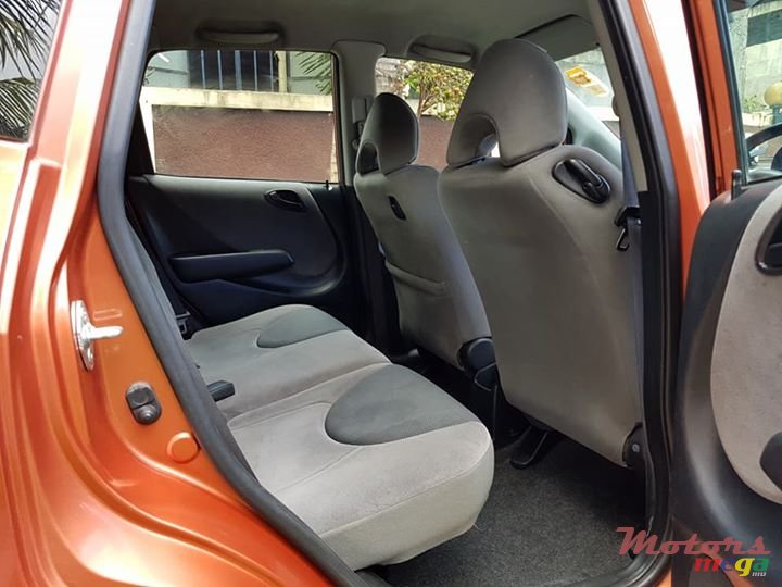 2006' Honda Fit photo #6