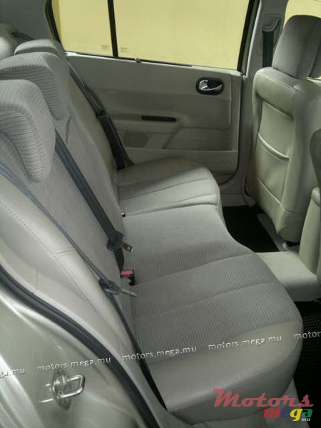 2007' Renault Megane berline 1.6 photo #3