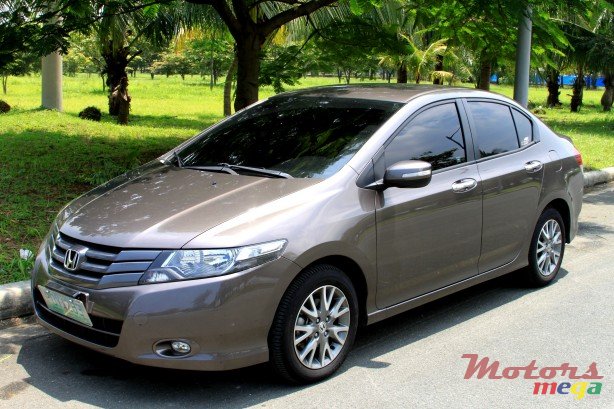 2011' Honda City photo #1