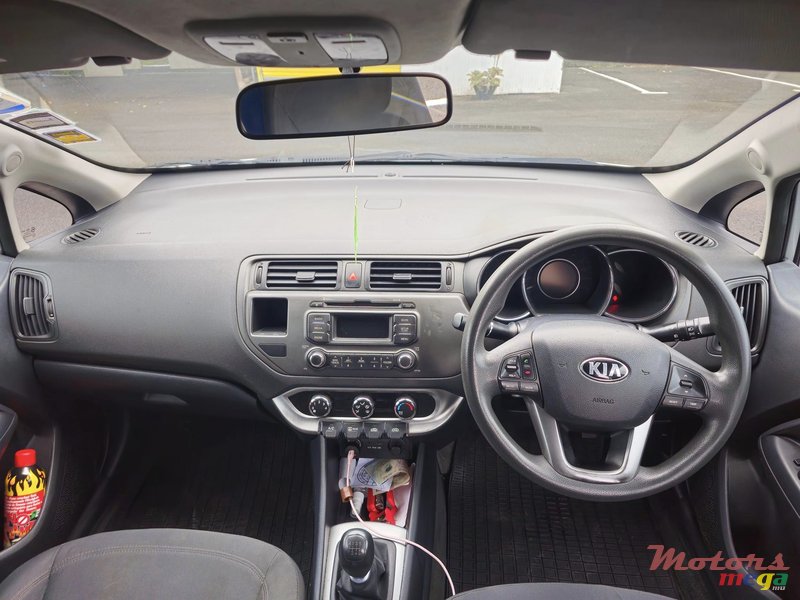 2013' Kia Rio 1.4L photo #6