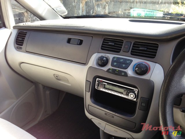 2008' Hyundai Trajet photo #4