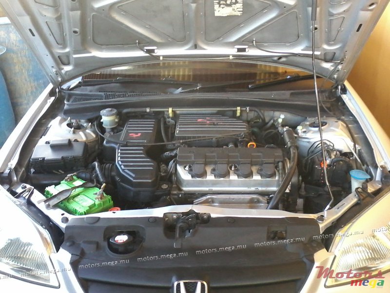 2002' Honda photo #7