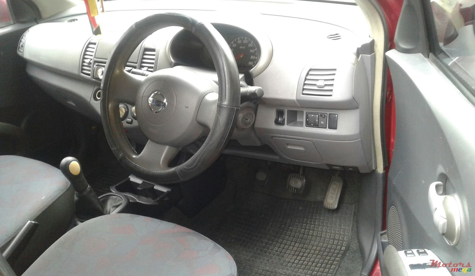 2004' Nissan March AK12 photo #4