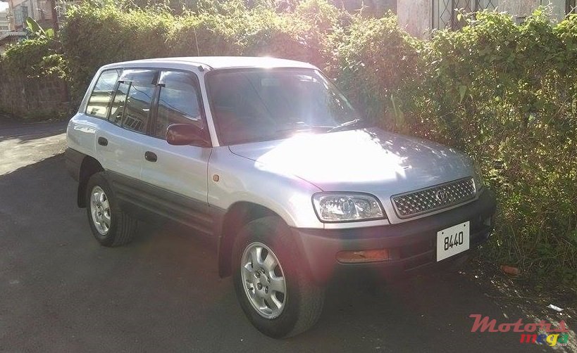 1997' Toyota Rav4 photo #1