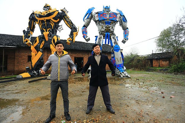 Chinese Farmers Build Giant Transformers from Car Pparts, Scrap Metal