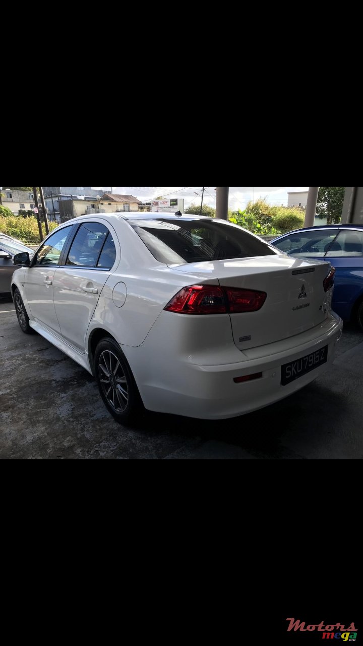 2015' Mitsubishi Lancer photo #3