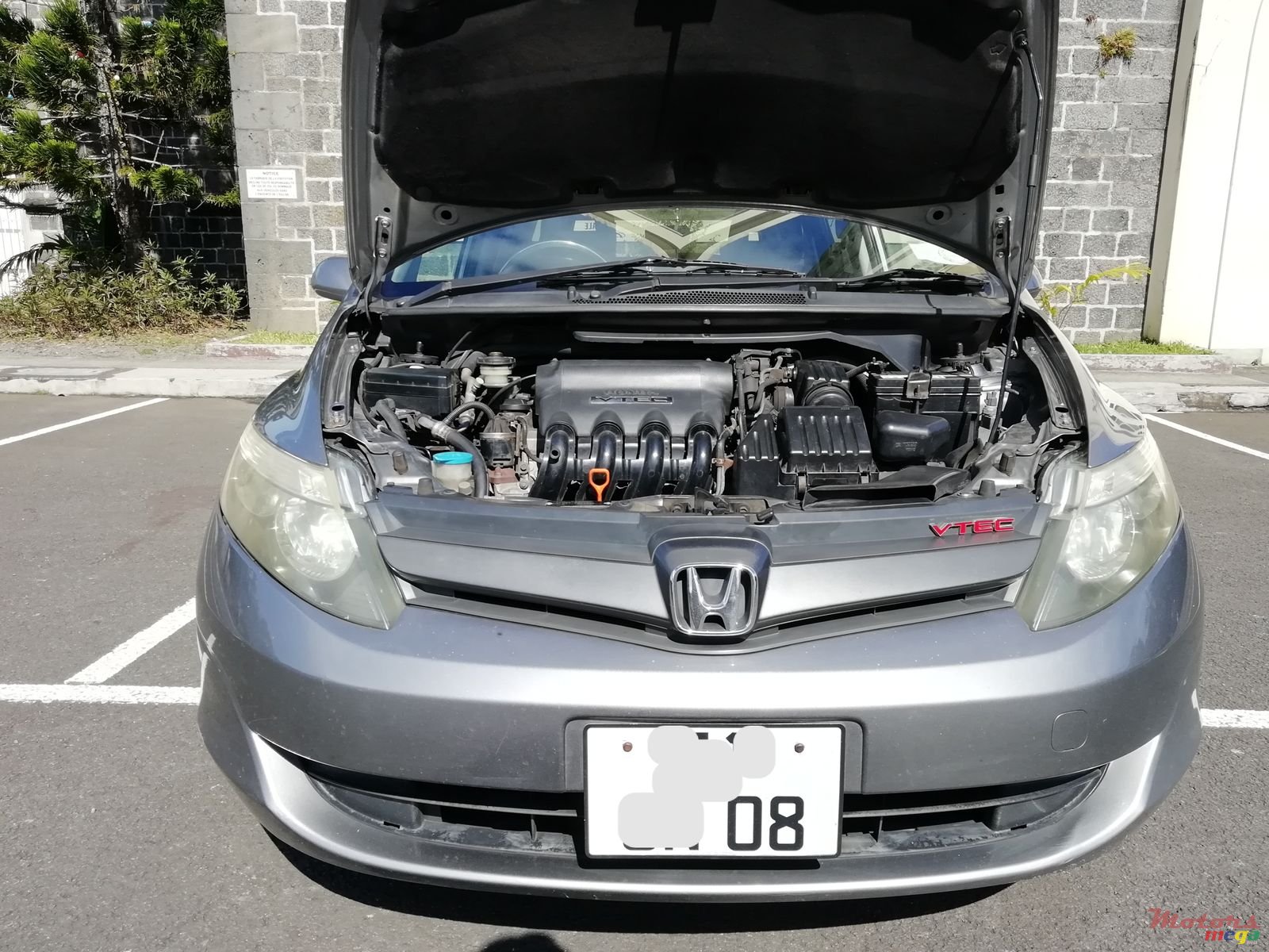 2008' Honda Civic Shuttle photo #2