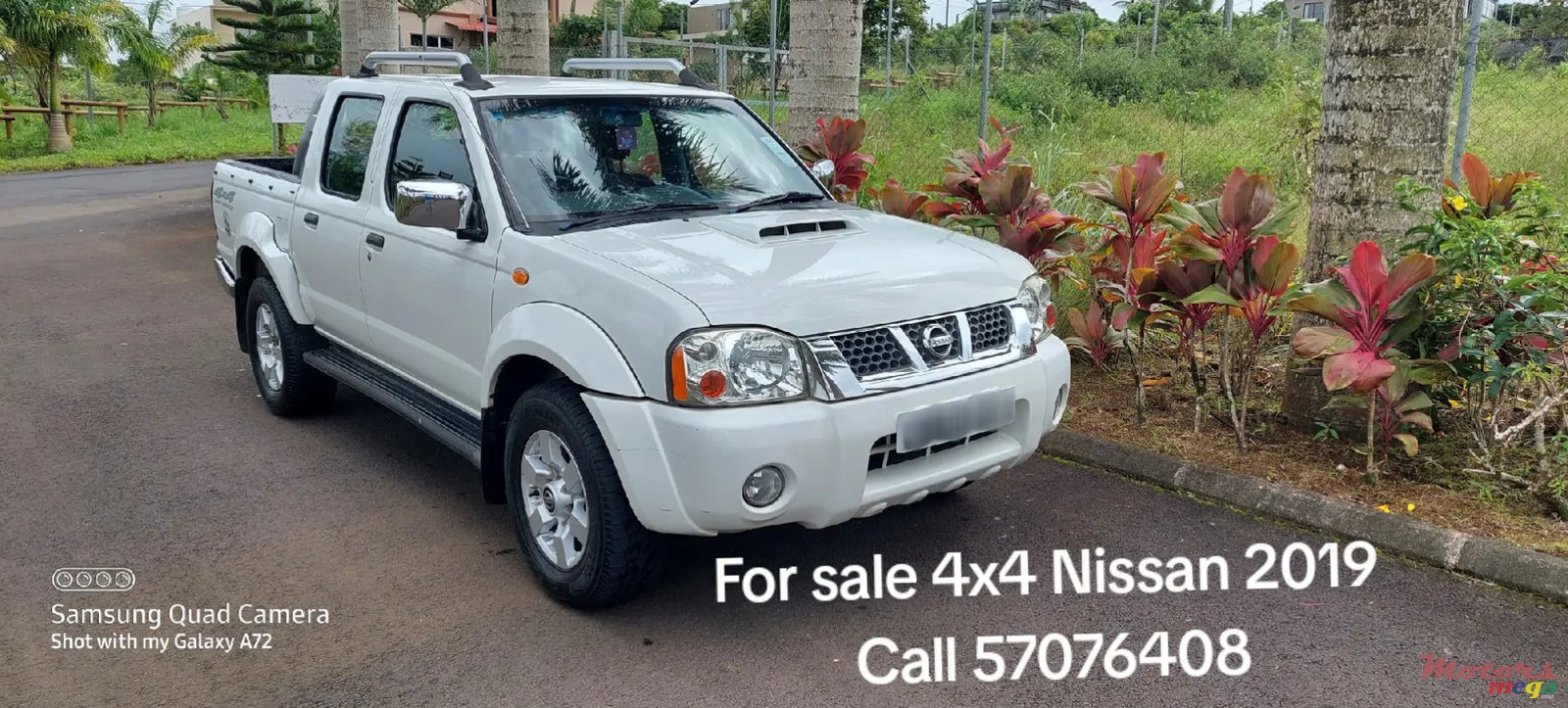 2019' Nissan NP300 Pickup photo #1