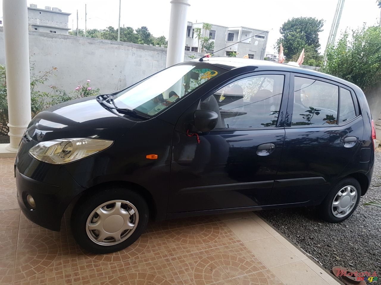 2010' Hyundai i10 photo #1