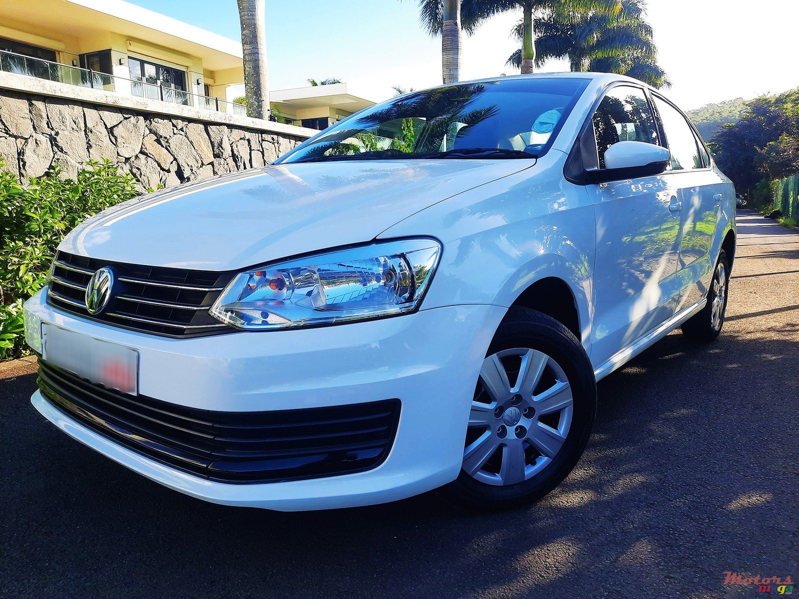 2017' Volkswagen Polo 1.4 Sedan photo #1