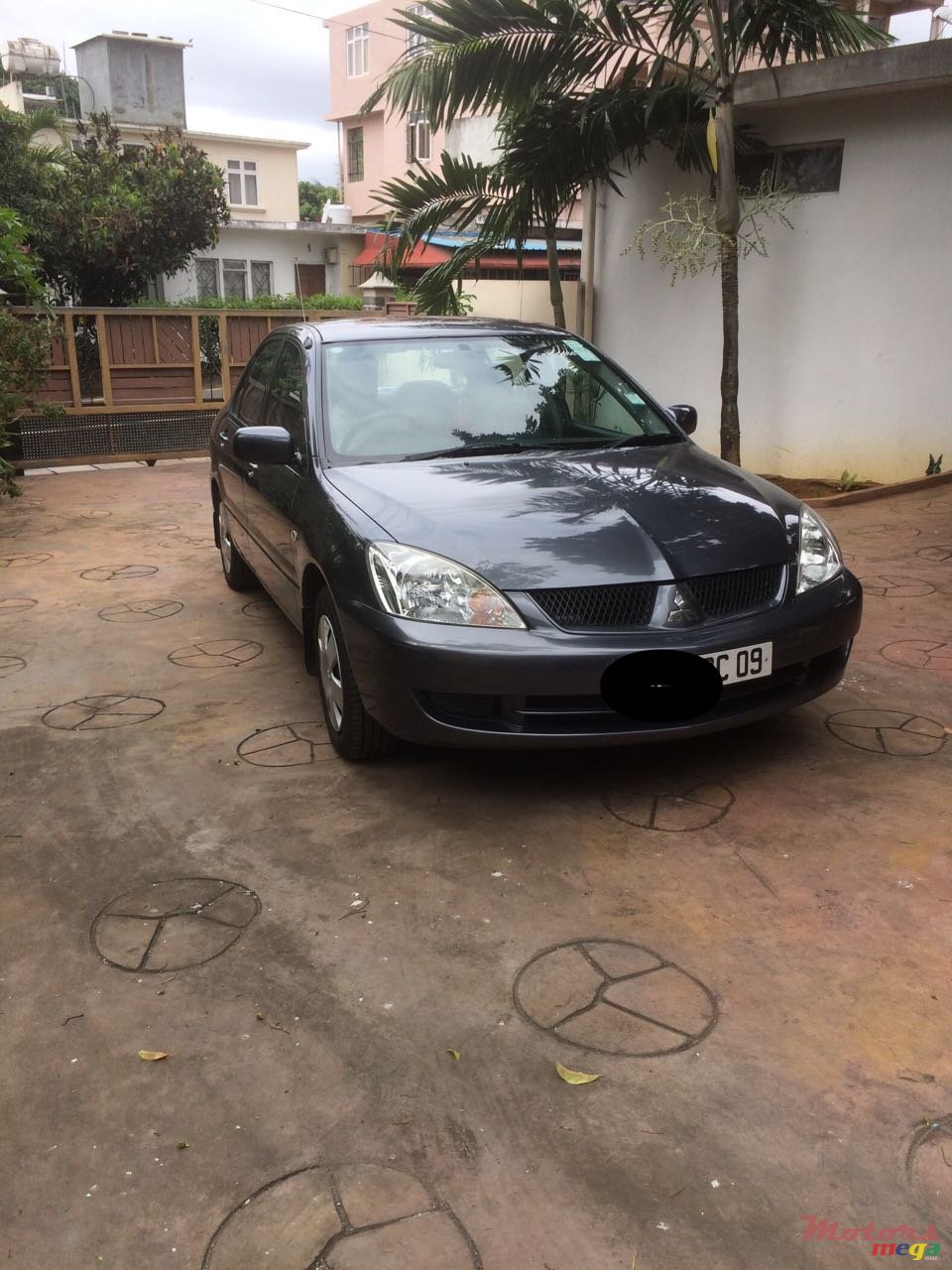 2009' Mitsubishi Lancer photo #1