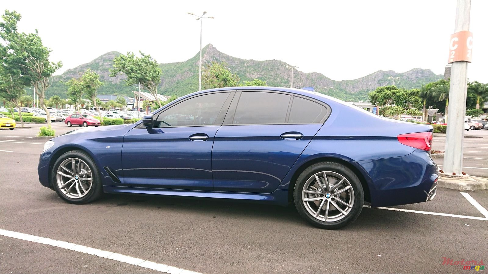 2018' BMW 5 Series M Performance photo #3