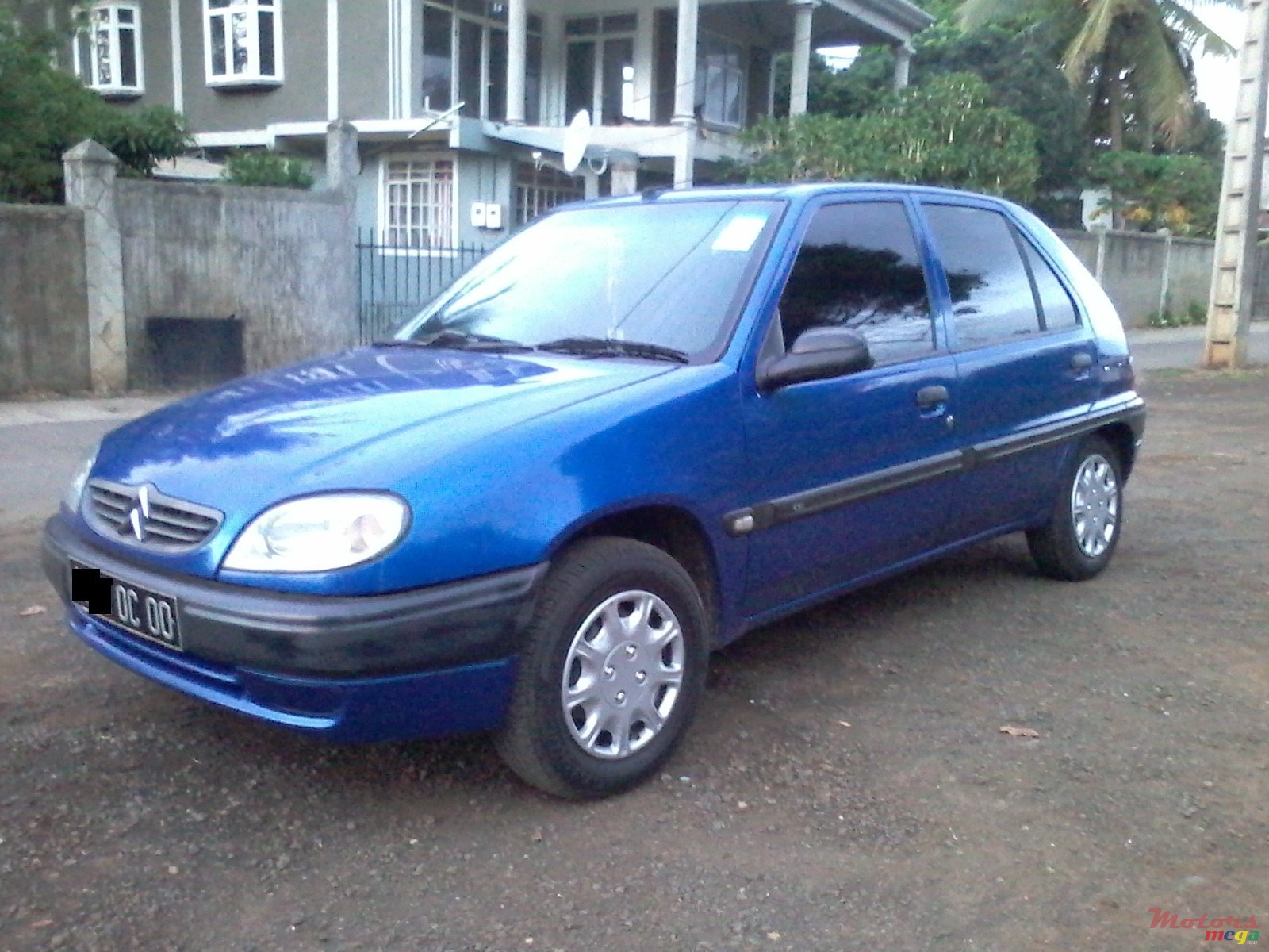 2000' Citroen Saxo photo #3