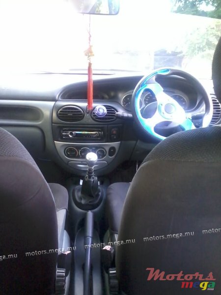 1997' Renault Megane hatchback photo #3