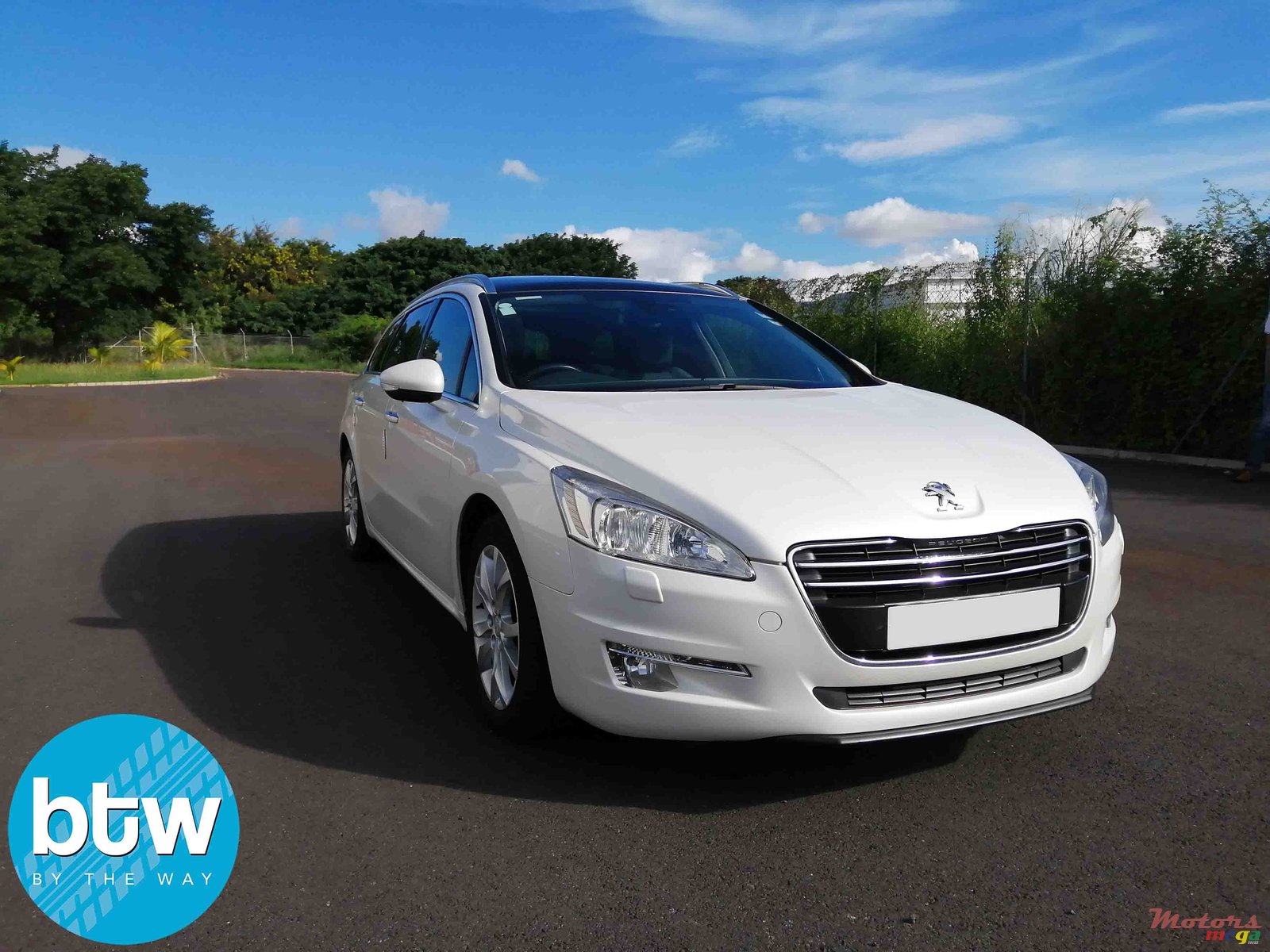 2012' Peugeot 508 SW Allure 156 THP photo #1