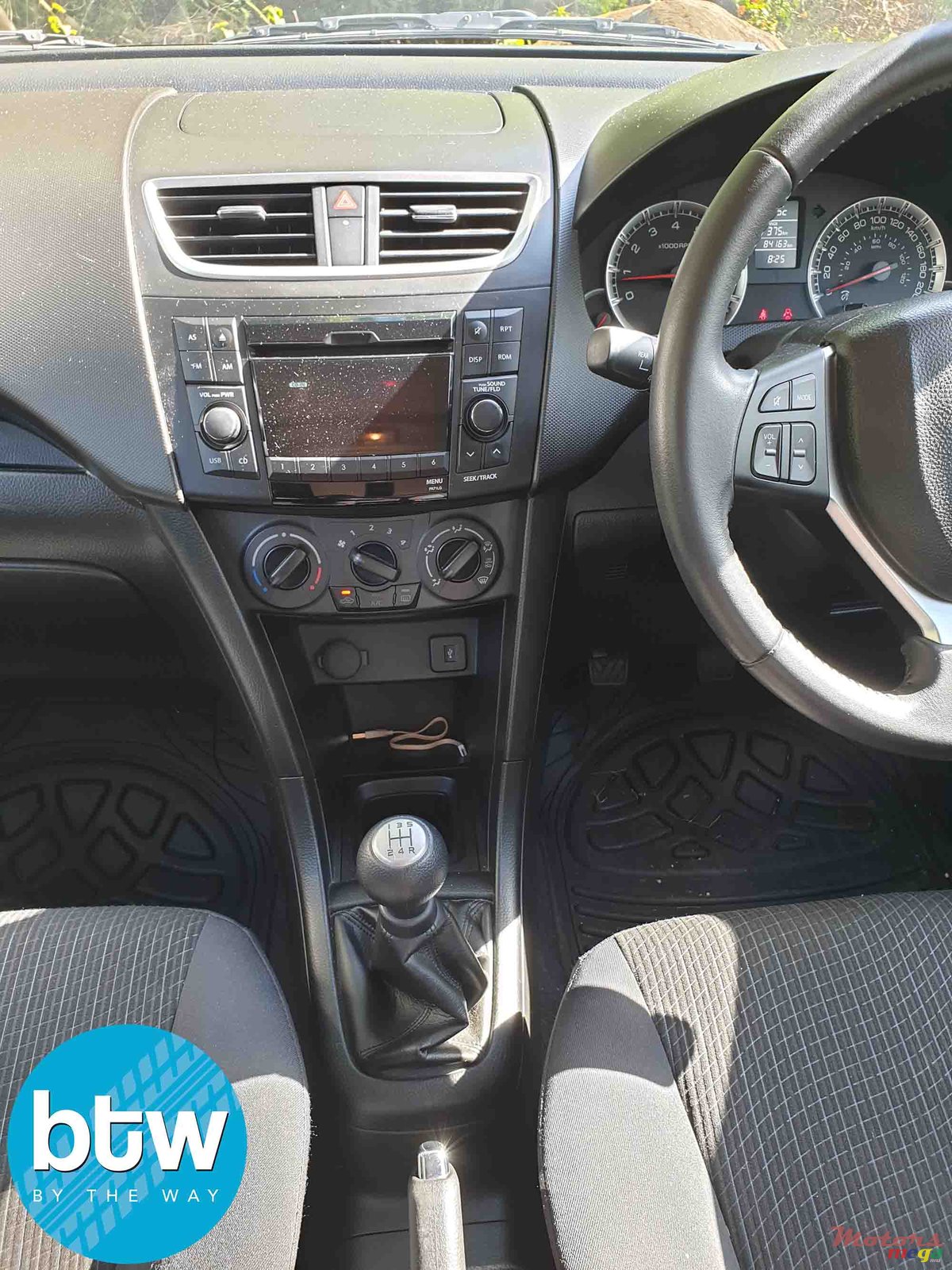 2016' Suzuki Swift photo #4