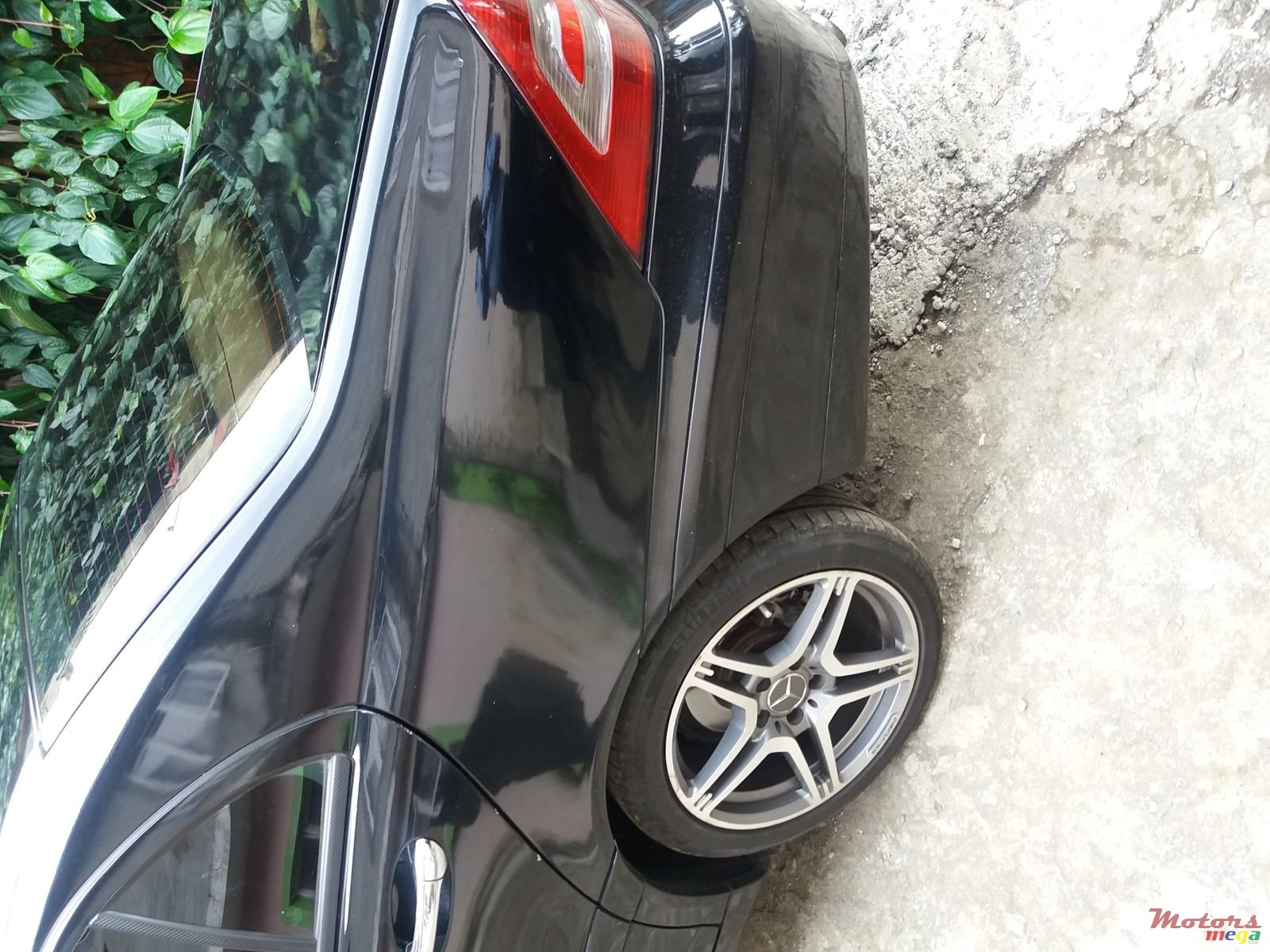 2003' Mercedes-Benz CL 220 photo #2